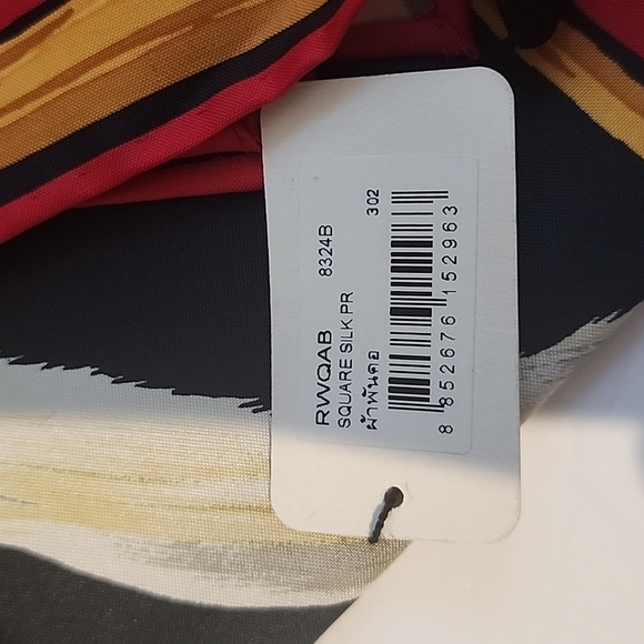 Jim Thompson Silk Scarf - Picture 4 of 4